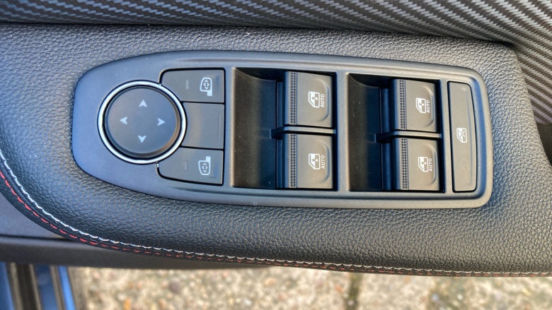 Renault Clio 1.0 TCe 90 RS Line 5dr Petrol Hatchback